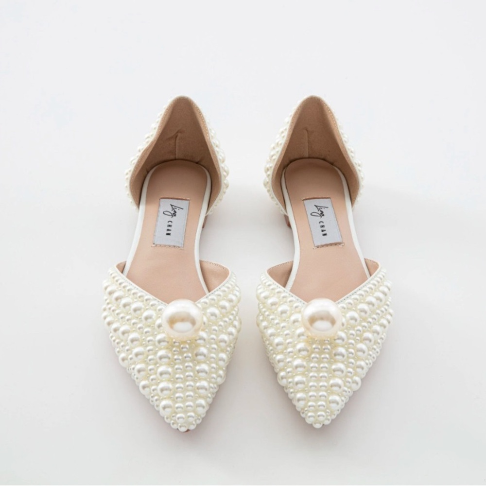 Elegant Pearl-Embellished Cream Flats